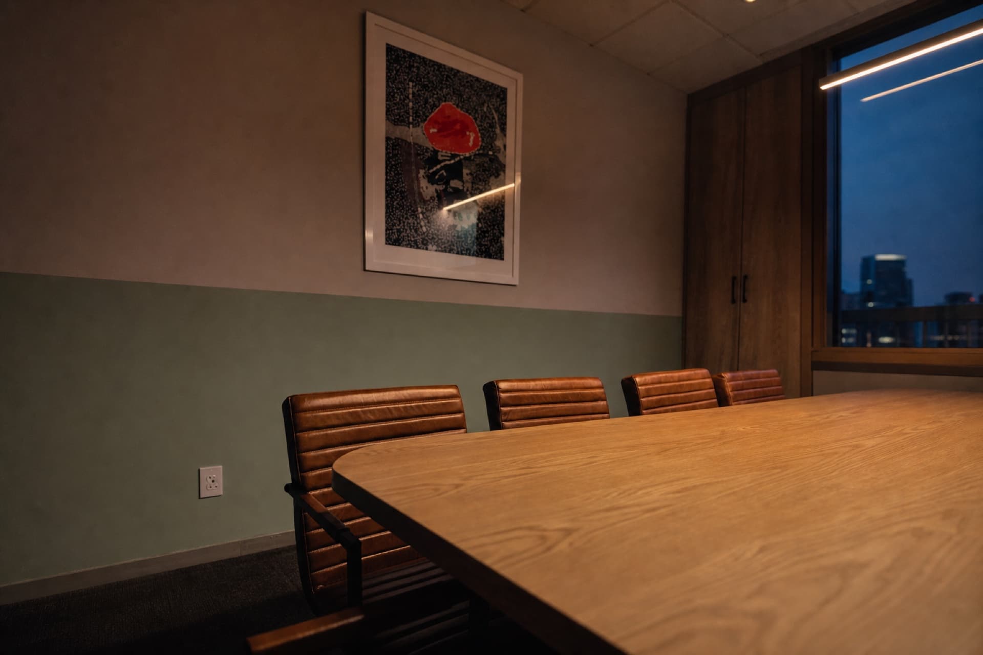 Group 10 Boardroom — interior 1.2