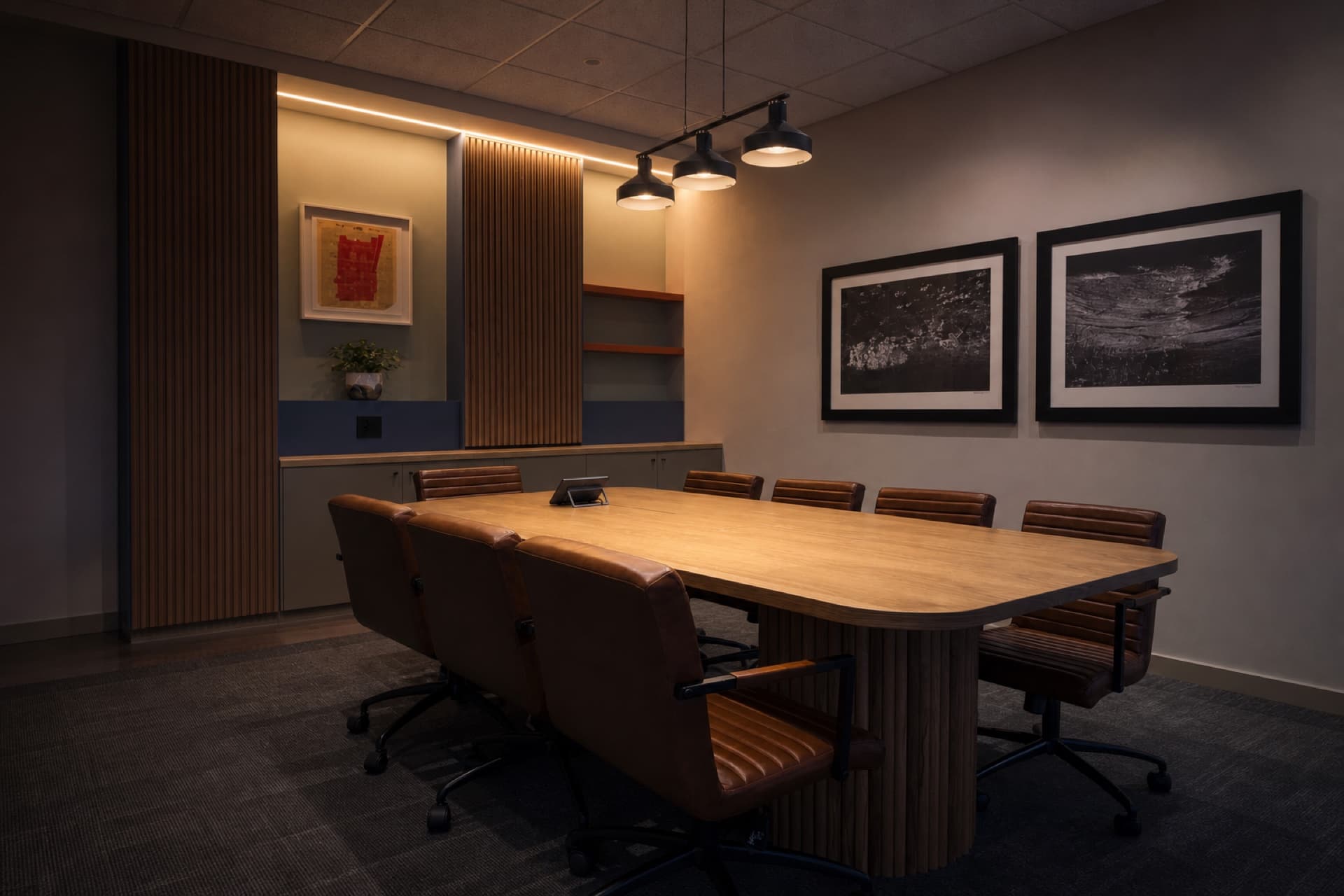 Group 10 Boardroom — interior 7.3