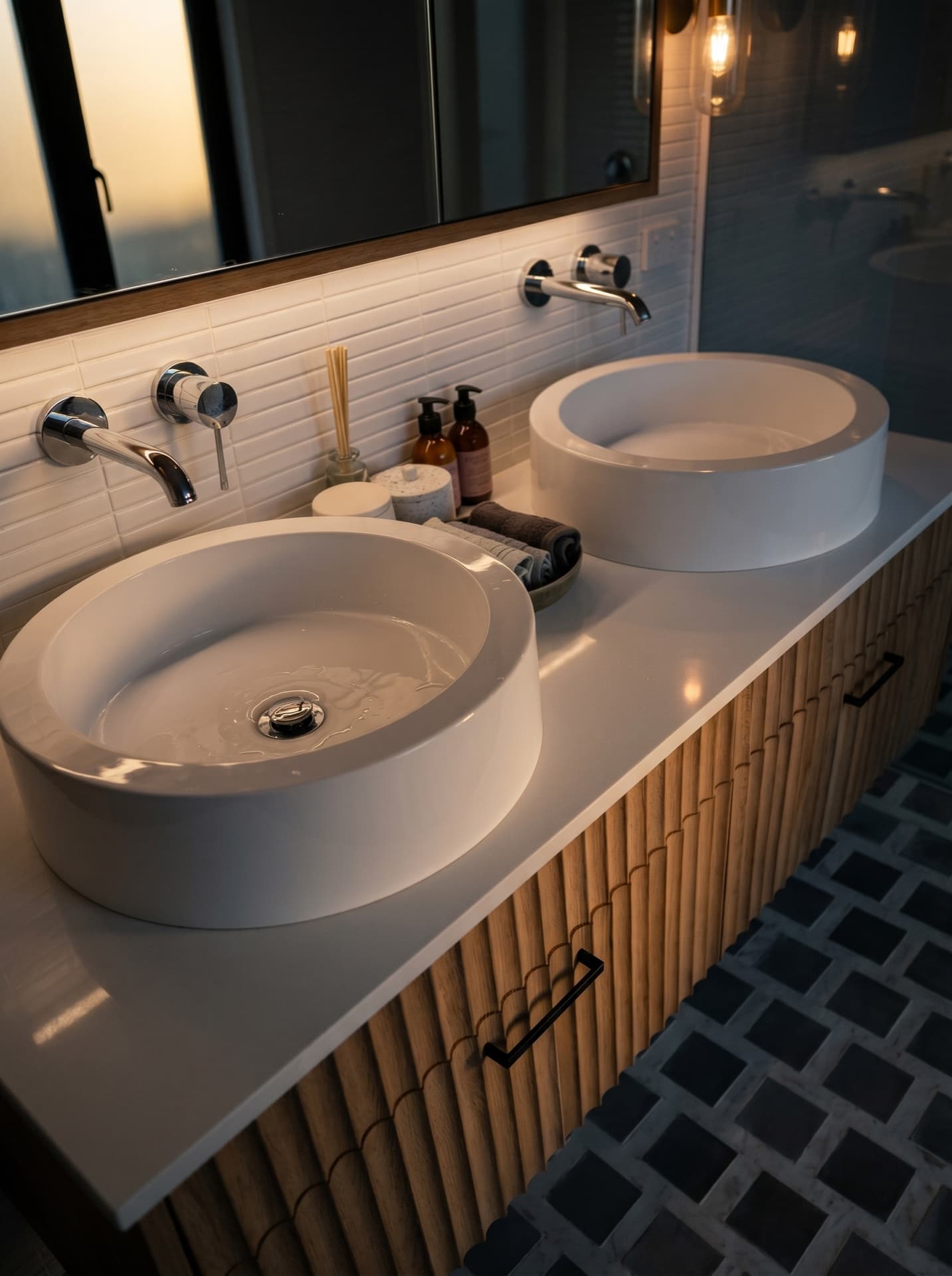 Kalk Bay — interior 8.2