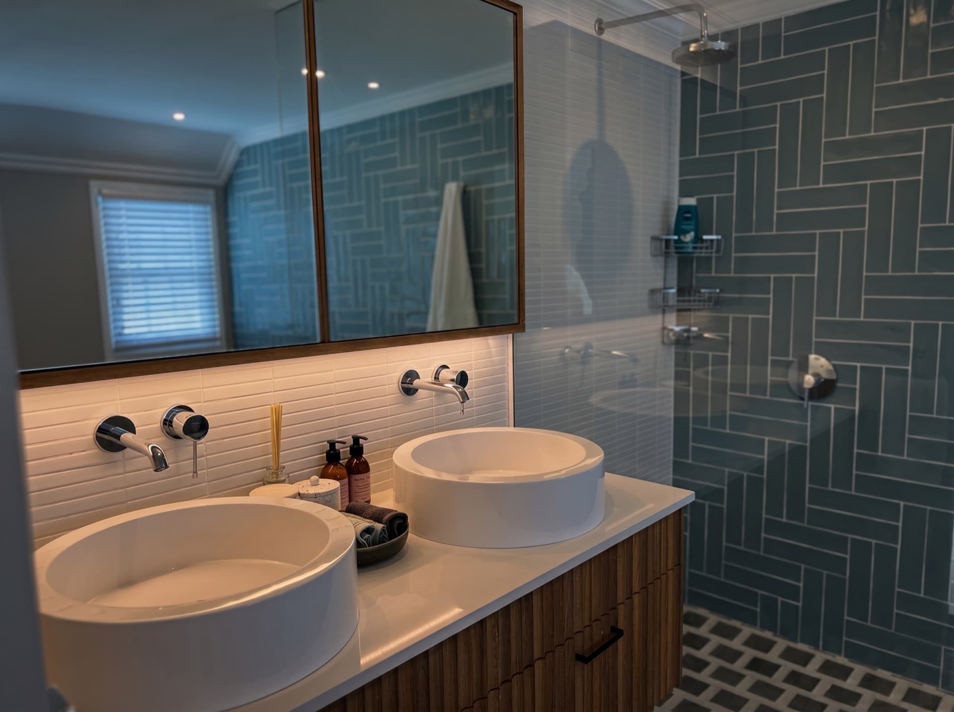 Kalk Bay — interior 9.1