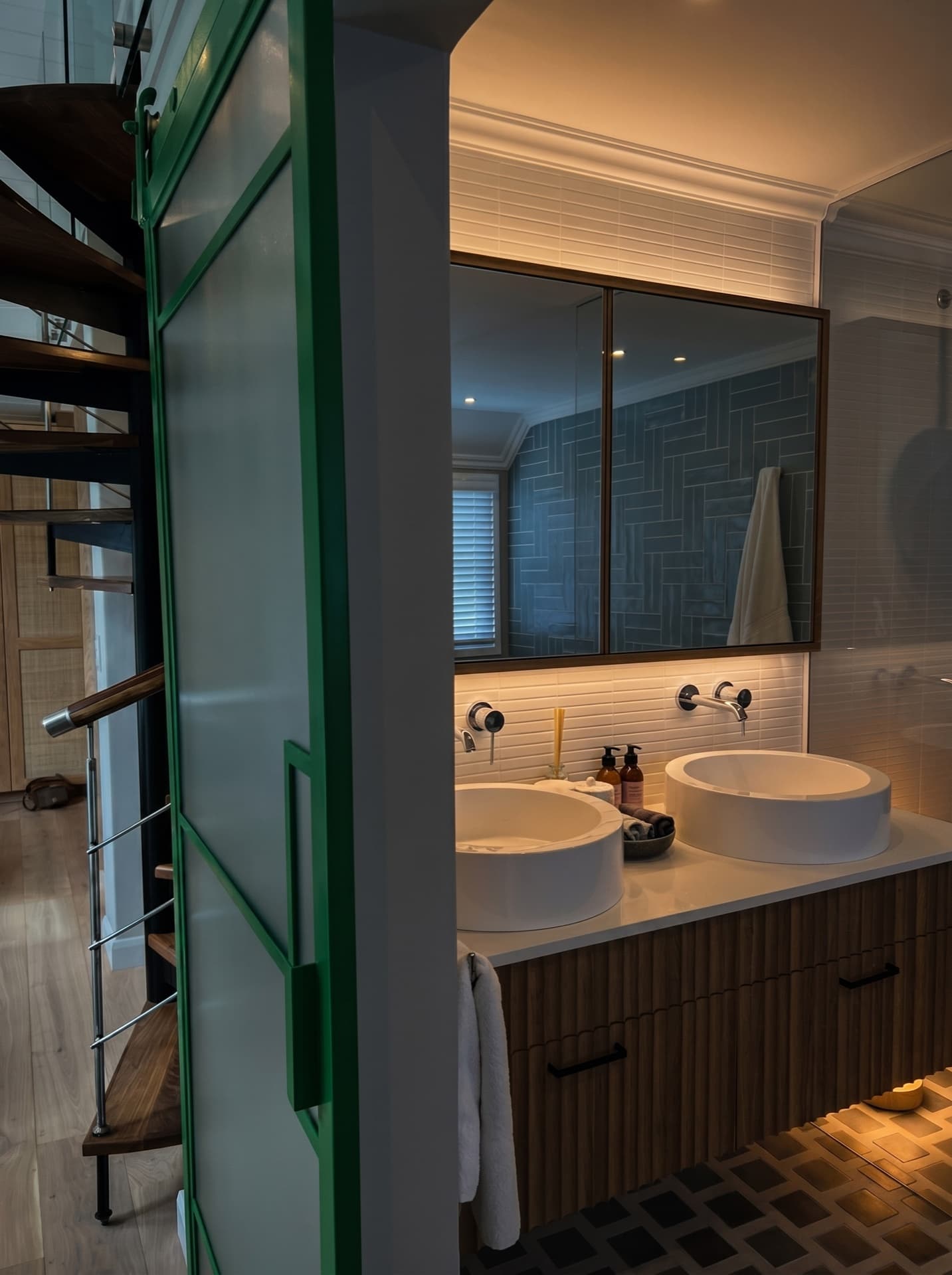 Kalk Bay — interior 8.1