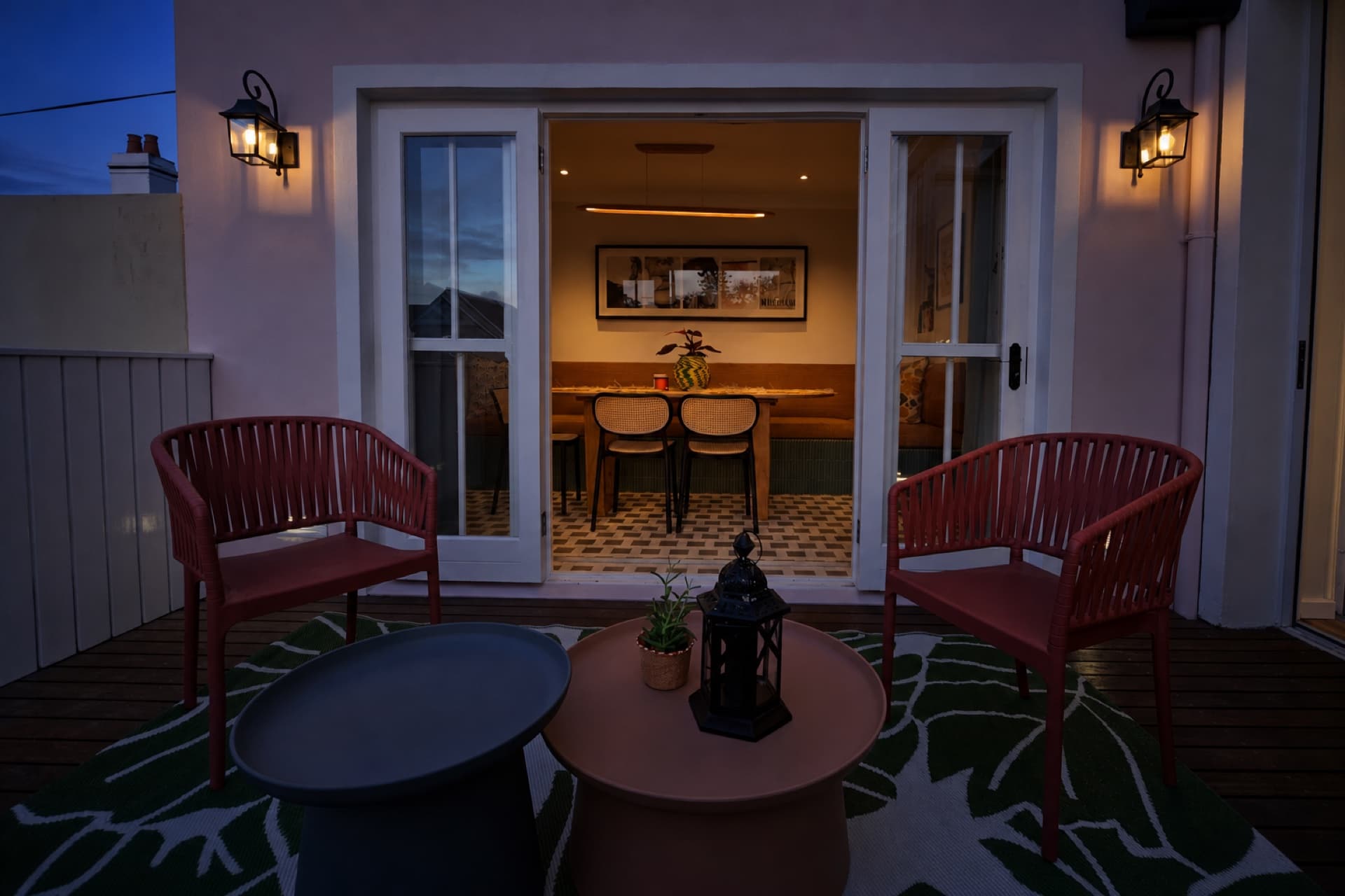 Simon's Town — interior 11.2