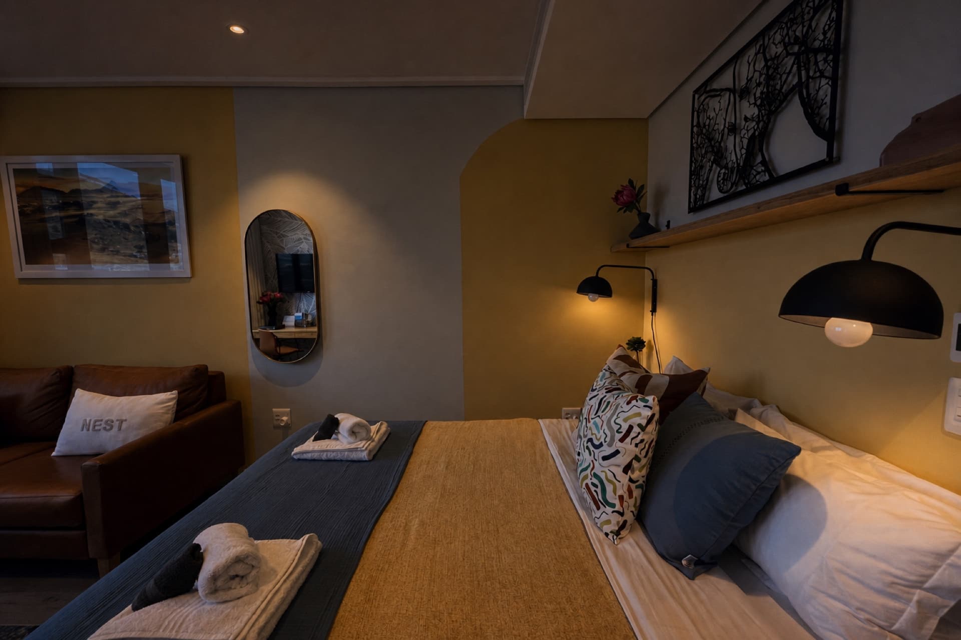 Skynest Airbnb — interior 5.1