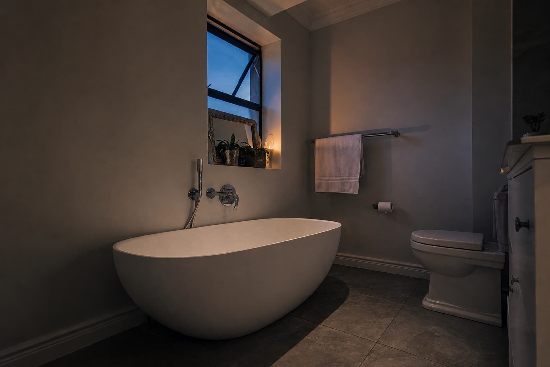 Stonehurst — interior 6.1